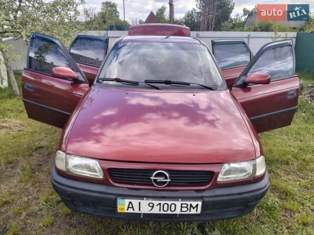 Красный Опель Астра, объемом двигателя 1.6 л и пробегом 223 тыс. км за 3300 $, фото 15 на Automoto.ua
