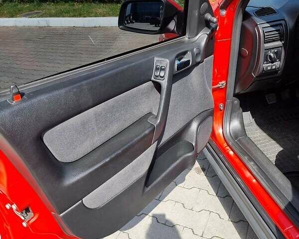 Красный Опель Астра, объемом двигателя 1.6 л и пробегом 224 тыс. км за 4500 $, фото 8 на Automoto.ua
