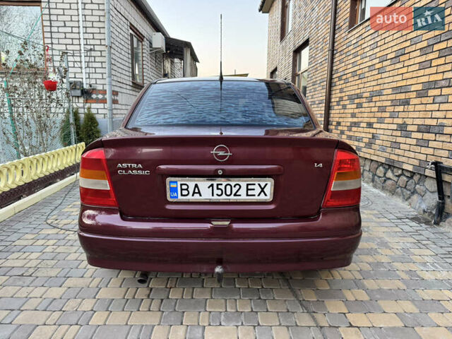 Червоний Опель Астра, об'ємом двигуна 1.4 л та пробігом 206 тис. км за 3500 $, фото 3 на Automoto.ua