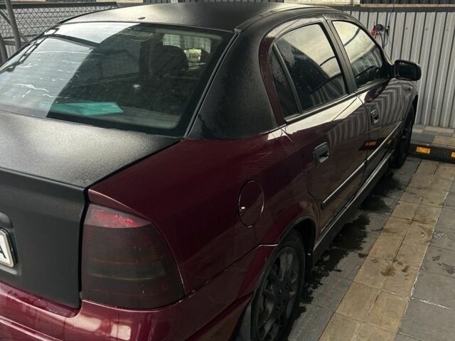 Червоний Опель Астра, об'ємом двигуна 1.4 л та пробігом 300 тис. км за 2600 $, фото 3 на Automoto.ua