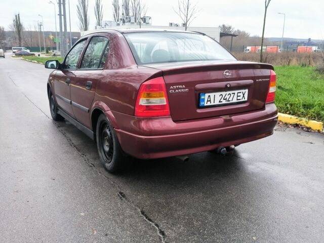 Червоний Опель Астра, об'ємом двигуна 1.4 л та пробігом 1 тис. км за 2900 $, фото 5 на Automoto.ua