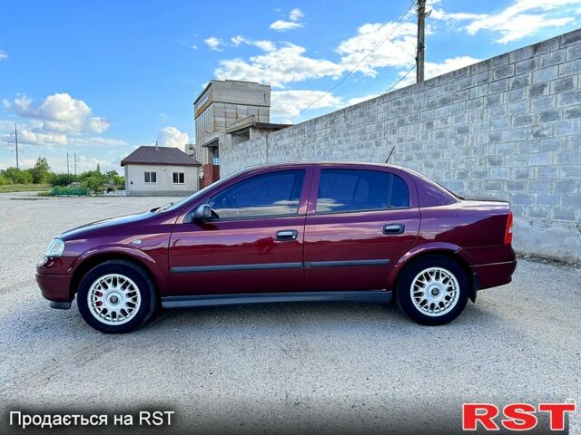 Опель Астра 2006 в Новом Буге на Automoto.ua Красный Опель Астра, объемом двигателя 1.4 л и пробегом 195 тыс. км за 4200 $, фото 2 на Automoto.ua