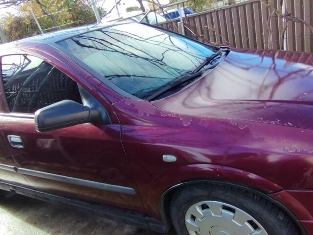 Опель Астра 2006 в Вышгороде на Automoto.ua Красный Опель Астра, объемом двигателя 0 л и пробегом 297 тыс. км за 2300 $, фото 2 на Automoto.ua