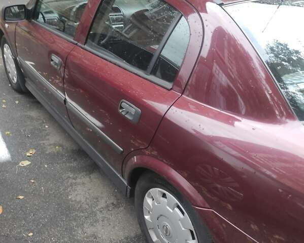 Опель Астра 2007 в Сумах на Automoto.ua Красный Опель Астра, объемом двигателя 1.6 л и пробегом 125 тыс. км за 4900 $, фото 3 на Automoto.ua