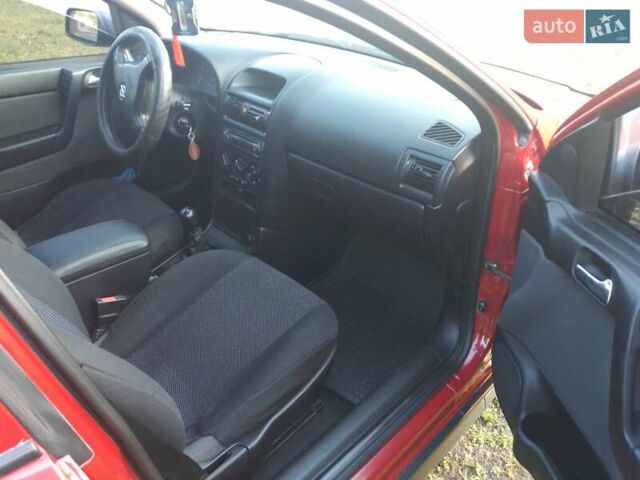 Червоний Опель Астра, об'ємом двигуна 1.6 л та пробігом 220 тис. км за 3900 $, фото 3 на Automoto.ua