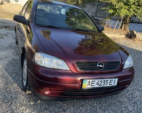 Красный Опель Астра, объемом двигателя 1.4 л и пробегом 177 тыс. км за 4600 $, фото 17 на Automoto.ua
