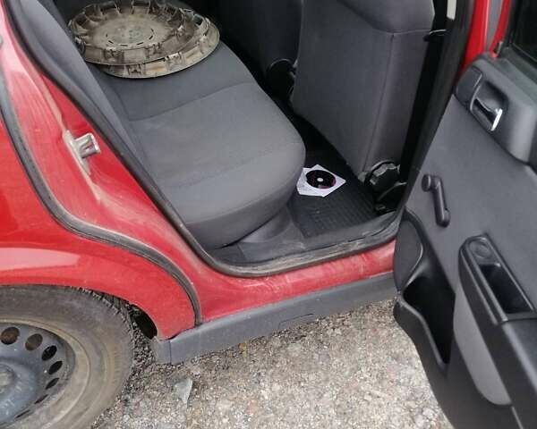 Красный Опель Астра, объемом двигателя 1.6 л и пробегом 150 тыс. км за 4000 $, фото 3 на Automoto.ua