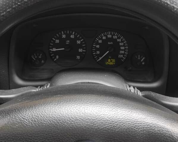 Опель Астра 2007 в Сумах на Automoto.ua Красный Опель Астра, объемом двигателя 1.6 л и пробегом 125 тыс. км за 4900 $, фото 9 на Automoto.ua