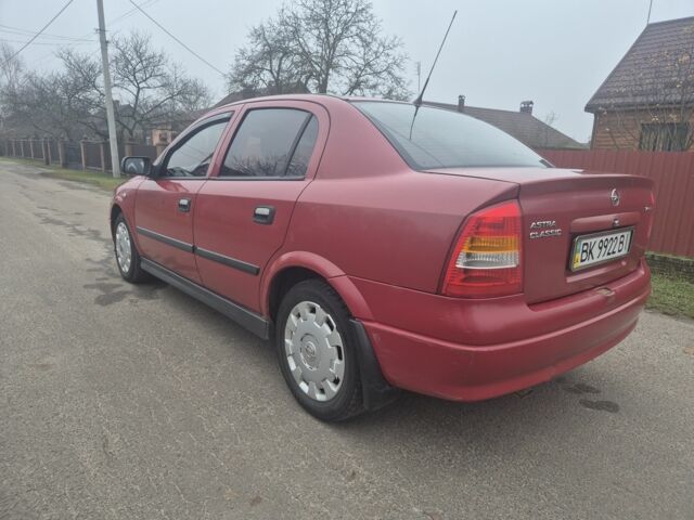 Червоний Опель Астра, об'ємом двигуна 1.4 л та пробігом 233 тис. км за 3800 $, фото 3 на Automoto.ua
