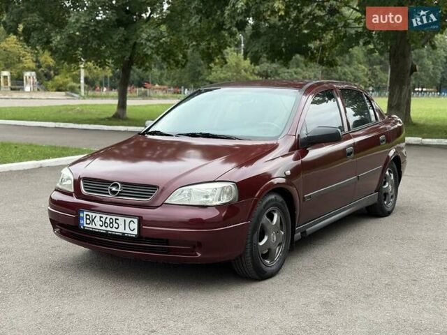 Червоний Опель Астра, об'ємом двигуна 1.6 л та пробігом 233 тис. км за 3400 $, фото 1 на Automoto.ua