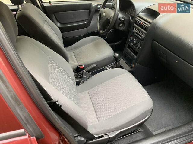 Красный Опель Астра, объемом двигателя 0 л и пробегом 88 тыс. км за 5000 $, фото 34 на Automoto.ua