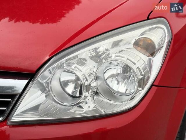 Красный Опель Астра, объемом двигателя 1.8 л и пробегом 215 тыс. км за 4950 $, фото 8 на Automoto.ua