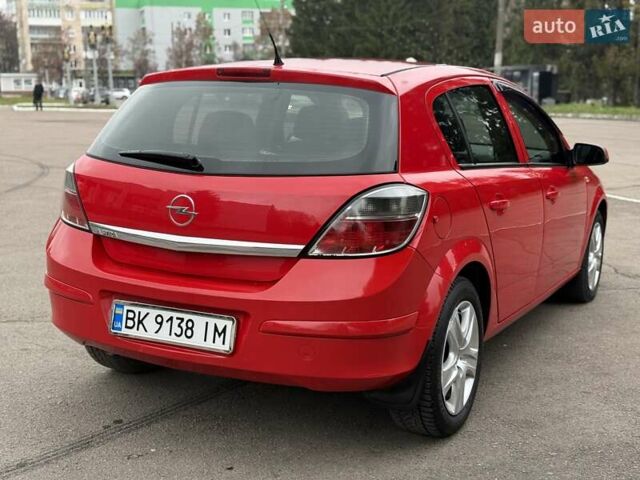 Красный Опель Астра, объемом двигателя 1.8 л и пробегом 215 тыс. км за 4950 $, фото 22 на Automoto.ua