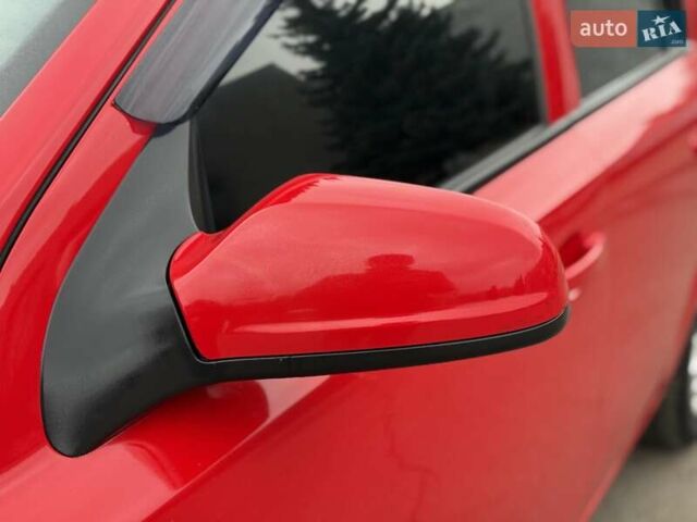 Красный Опель Астра, объемом двигателя 1.8 л и пробегом 215 тыс. км за 4950 $, фото 10 на Automoto.ua