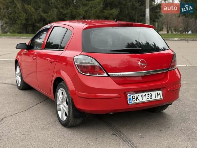 Красный Опель Астра, объемом двигателя 1.8 л и пробегом 215 тыс. км за 4950 $, фото 25 на Automoto.ua