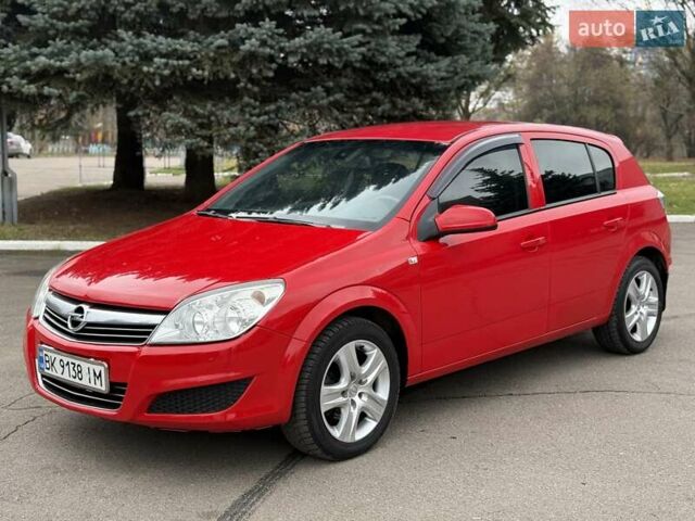 Красный Опель Астра, объемом двигателя 1.8 л и пробегом 215 тыс. км за 4950 $, фото 4 на Automoto.ua