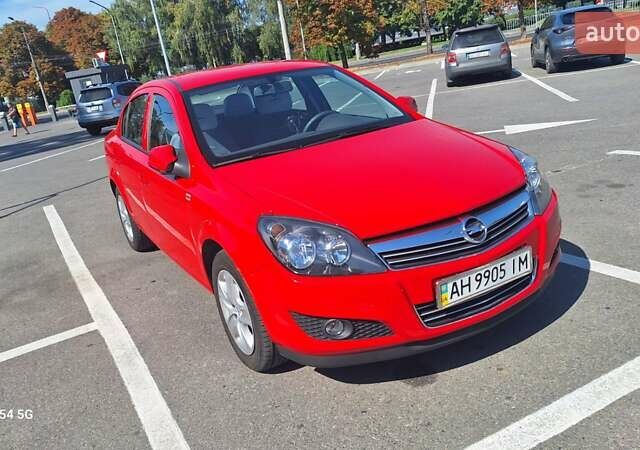 Красный Опель Астра, объемом двигателя 1.6 л и пробегом 2 тыс. км за 14100 $, фото 3 на Automoto.ua