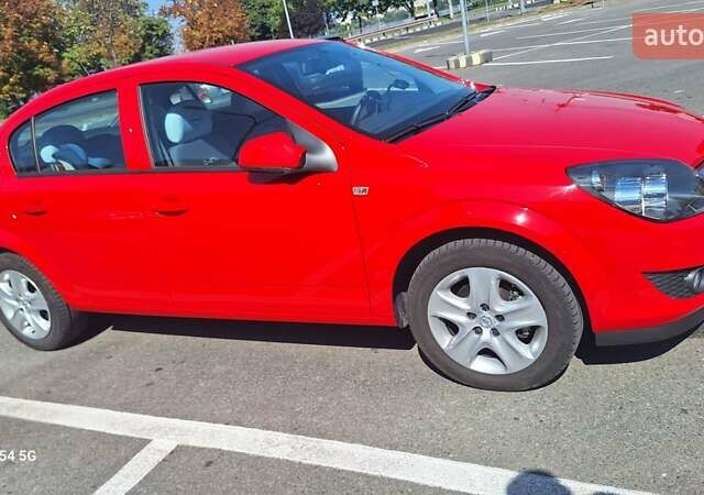 Красный Опель Астра, объемом двигателя 1.6 л и пробегом 2 тыс. км за 14600 $, фото 4 на Automoto.ua