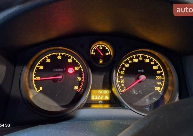 Красный Опель Астра, объемом двигателя 1.6 л и пробегом 2 тыс. км за 14100 $, фото 5 на Automoto.ua