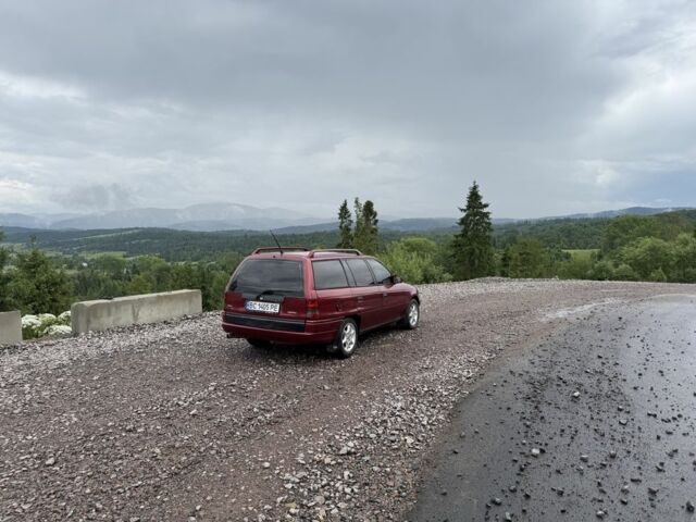 Красный Опель Астра, объемом двигателя 1.7 л и пробегом 413 тыс. км за 2450 $, фото 15 на Automoto.ua