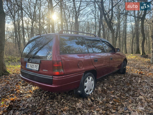 Красный Опель Астра, объемом двигателя 1.7 л и пробегом 413 тыс. км за 2450 $, фото 12 на Automoto.ua