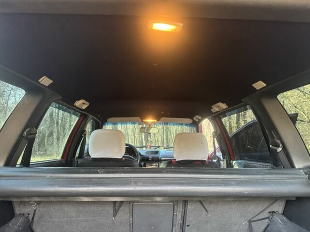 Красный Опель Астра, объемом двигателя 1.7 л и пробегом 413 тыс. км за 2450 $, фото 13 на Automoto.ua