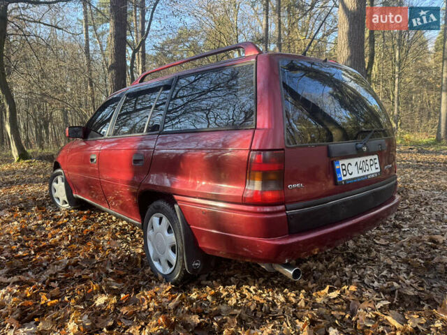 Красный Опель Астра, объемом двигателя 1.7 л и пробегом 413 тыс. км за 2450 $, фото 8 на Automoto.ua