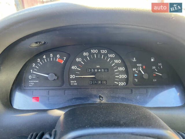 Красный Опель Астра, объемом двигателя 1.6 л и пробегом 350 тыс. км за 1700 $, фото 15 на Automoto.ua