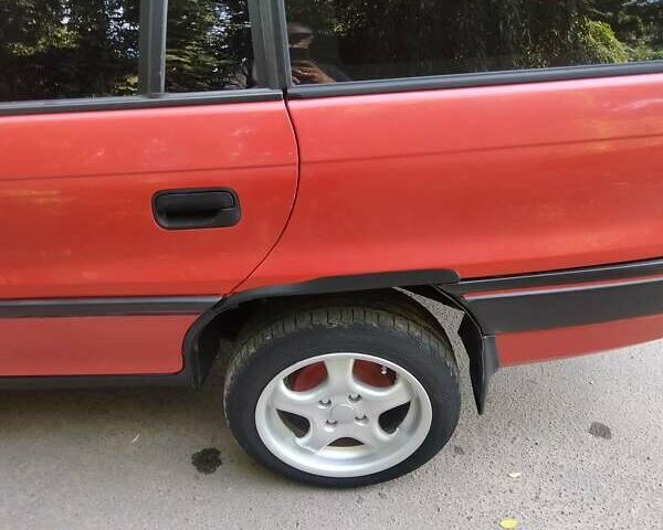 Красный Опель Астра, объемом двигателя 1.7 л и пробегом 260 тыс. км за 2650 $, фото 14 на Automoto.ua