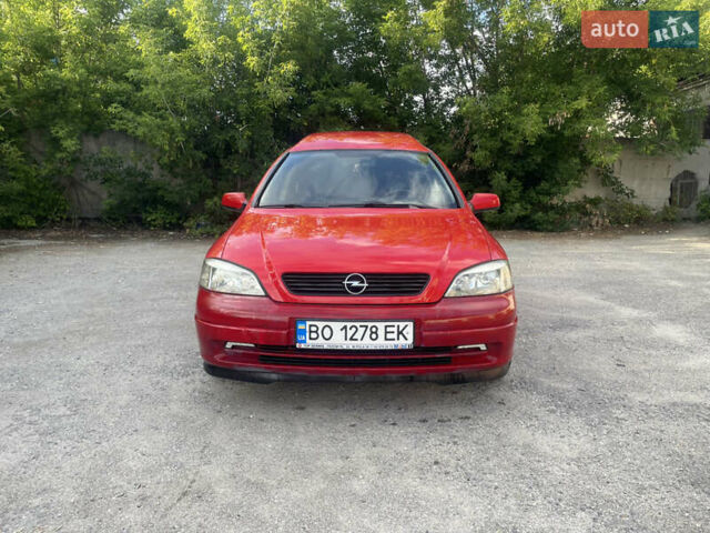 Красный Опель Астра, объемом двигателя 2 л и пробегом 279 тыс. км за 2200 $, фото 1 на Automoto.ua
