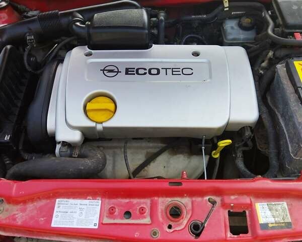 Красный Опель Астра, объемом двигателя 1.6 л и пробегом 398 тыс. км за 3500 $, фото 18 на Automoto.ua