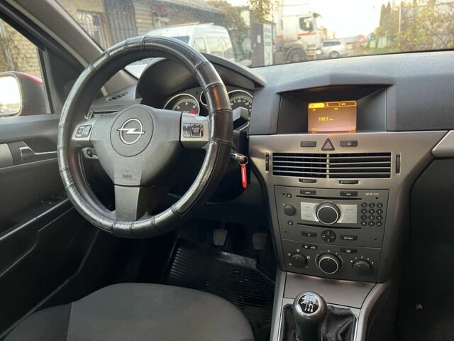 Червоний Опель Астра, об'ємом двигуна 1.9 л та пробігом 265 тис. км за 2200 $, фото 7 на Automoto.ua