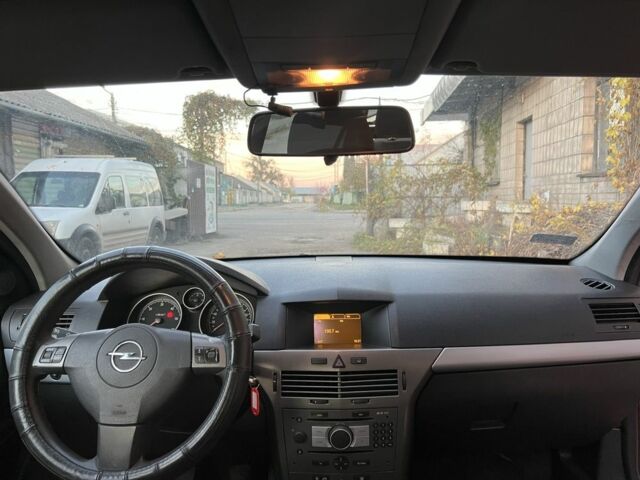 Червоний Опель Астра, об'ємом двигуна 1.9 л та пробігом 265 тис. км за 2200 $, фото 6 на Automoto.ua