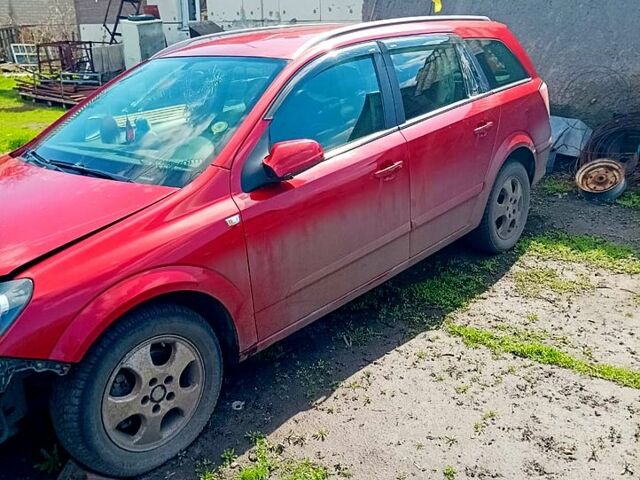 Красный Опель Астра, объемом двигателя 1.6 л и пробегом 215 тыс. км за 3500 $, фото 1 на Automoto.ua