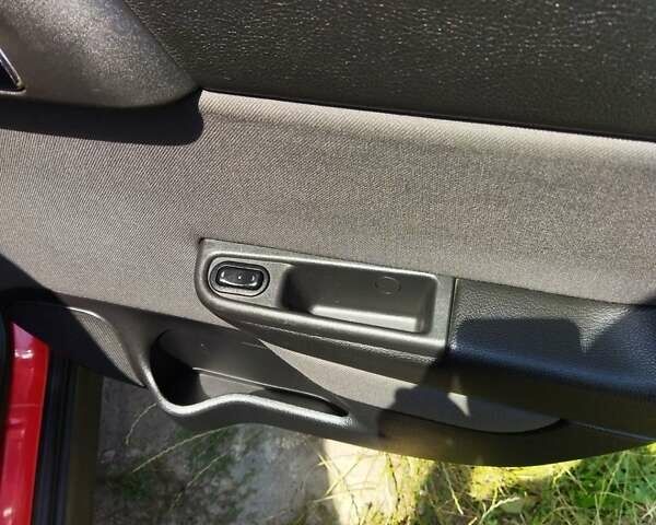 Красный Опель Астра, объемом двигателя 1.6 л и пробегом 398 тыс. км за 3500 $, фото 31 на Automoto.ua