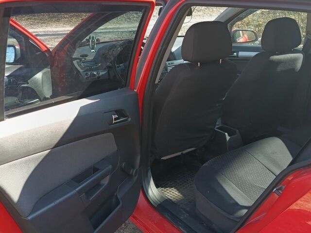 Червоний Опель Астра, об'ємом двигуна 1 л та пробігом 330 тис. км за 5500 $, фото 15 на Automoto.ua