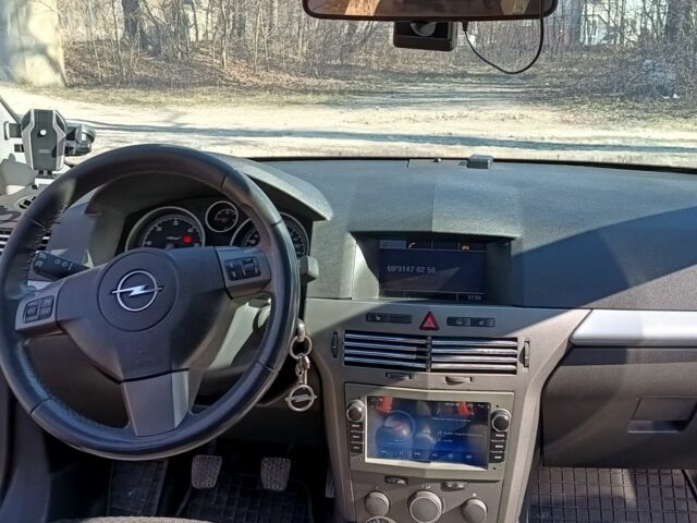 Червоний Опель Астра, об'ємом двигуна 1 л та пробігом 330 тис. км за 5500 $, фото 11 на Automoto.ua