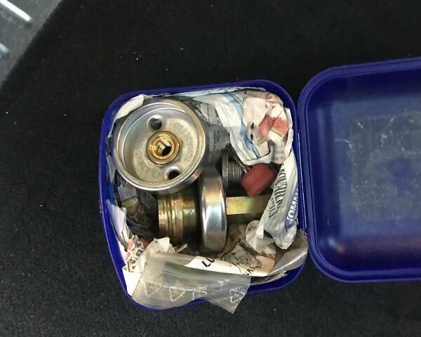 Красный Опель Астра, объемом двигателя 1.8 л и пробегом 244 тыс. км за 5300 $, фото 3 на Automoto.ua