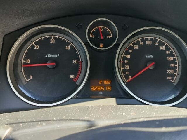 Червоний Опель Астра, об'ємом двигуна 1 л та пробігом 330 тис. км за 5500 $, фото 16 на Automoto.ua