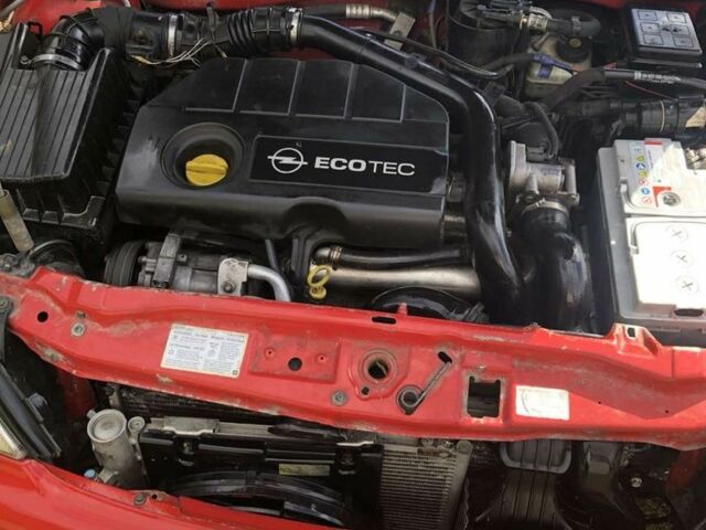 Красный Опель Астра, объемом двигателя 1.7 л и пробегом 300 тыс. км за 2350 $, фото 2 на Automoto.ua