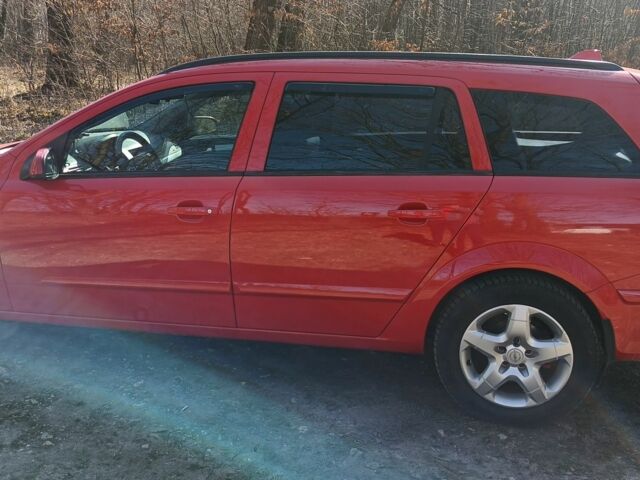 Червоний Опель Астра, об'ємом двигуна 1 л та пробігом 330 тис. км за 5500 $, фото 2 на Automoto.ua