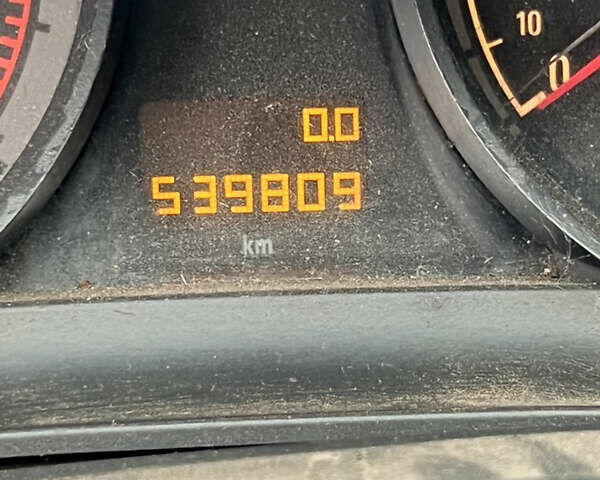 Красный Опель Астра, объемом двигателя 1.3 л и пробегом 539 тыс. км за 4000 $, фото 5 на Automoto.ua