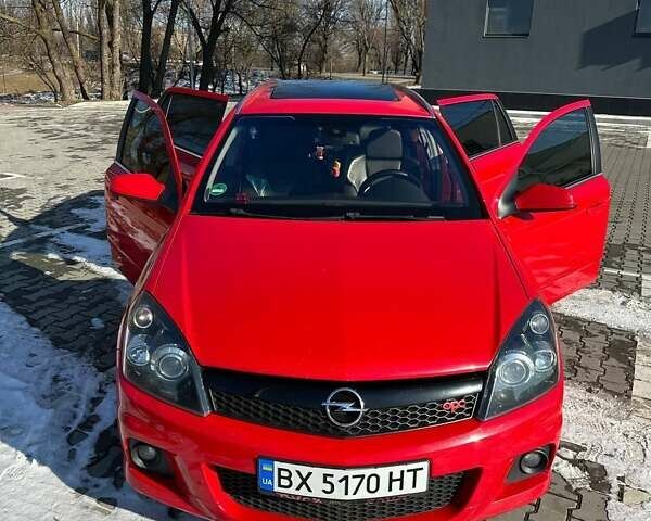 Красный Опель Астра, объемом двигателя 1.6 л и пробегом 235 тыс. км за 6500 $, фото 12 на Automoto.ua