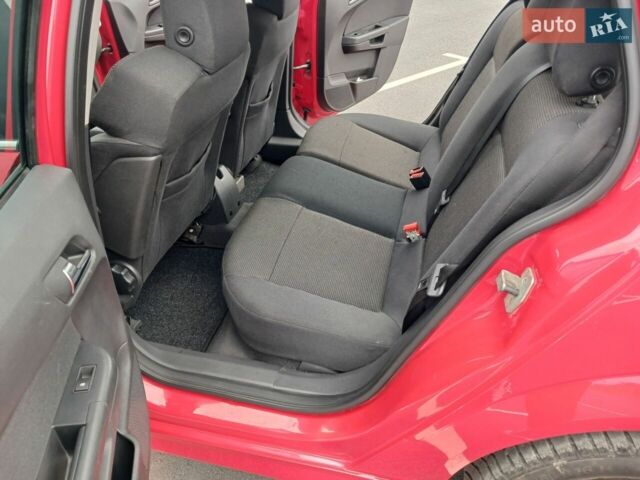 Красный Опель Астра, объемом двигателя 1.8 л и пробегом 201 тыс. км за 6300 $, фото 26 на Automoto.ua