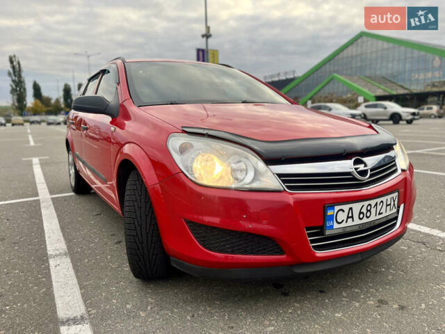 Опель Астра 2009 в Киеве на Automoto.ua Красный Опель Астра, объемом двигателя 1.6 л и пробегом 189 тыс. км за 5200 $, фото 1 на Automoto.ua