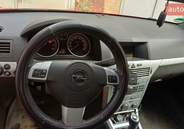 Красный Опель Астра, объемом двигателя 1.6 л и пробегом 187 тыс. км за 5900 $, фото 8 на Automoto.ua