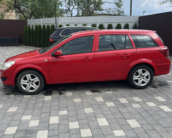 Красный Опель Астра, объемом двигателя 1.8 л и пробегом 262 тыс. км за 5200 $, фото 3 на Automoto.ua