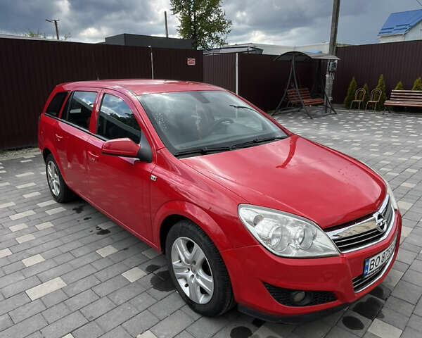 Красный Опель Астра, объемом двигателя 1.8 л и пробегом 262 тыс. км за 5200 $, фото 8 на Automoto.ua