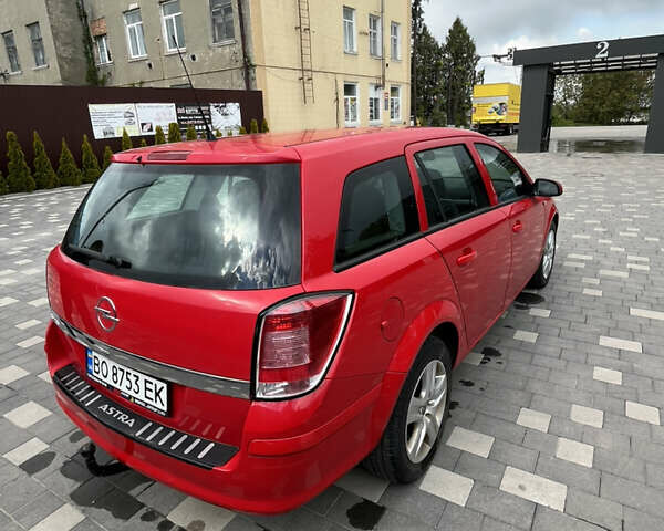 Красный Опель Астра, объемом двигателя 1.8 л и пробегом 262 тыс. км за 5200 $, фото 6 на Automoto.ua