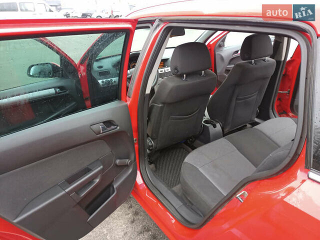 Красный Опель Астра, объемом двигателя 1.6 л и пробегом 180 тыс. км за 5999 $, фото 27 на Automoto.ua